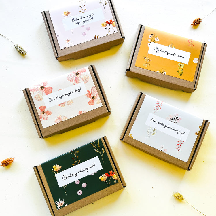Cadeaubox met droogbloemen